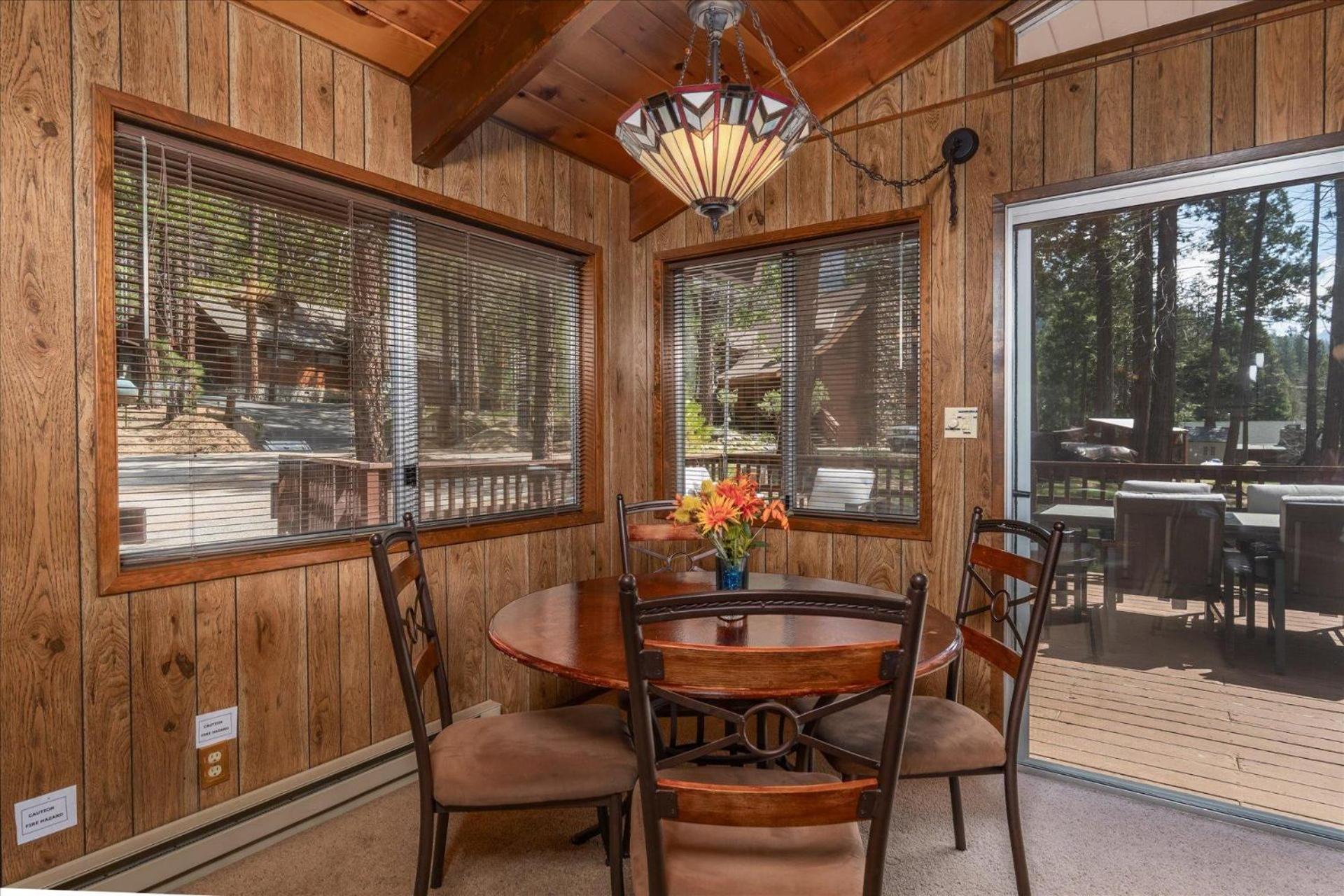 Papa Bear Cabin North Wawona Екстериор снимка