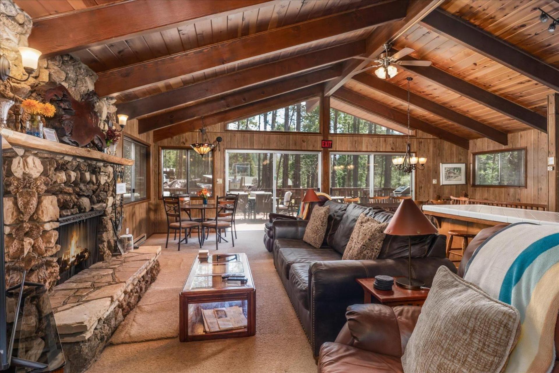 Papa Bear Cabin North Wawona Екстериор снимка